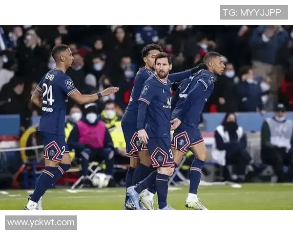 国王杯精彩对决巴黎圣日耳曼小胜那不勒斯引发全场热议